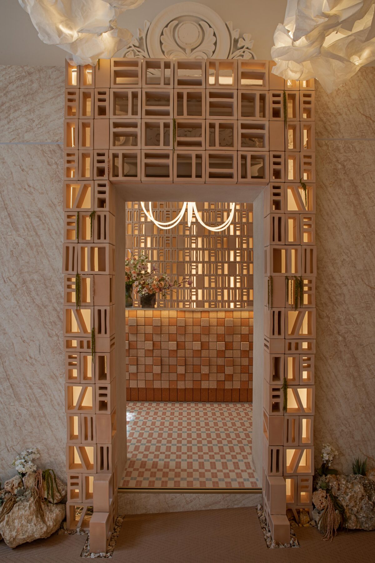 lobby to the sky